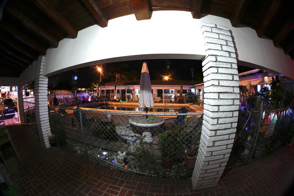 Adobe Hacienda Motel 好莱坞 外观 照片